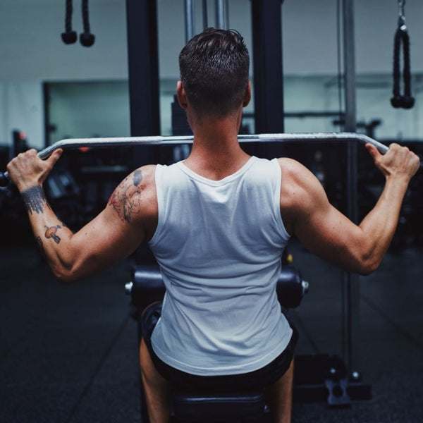 How To Do Neutral Grip Lat Pulldowns (Form & Benefits) - Steel