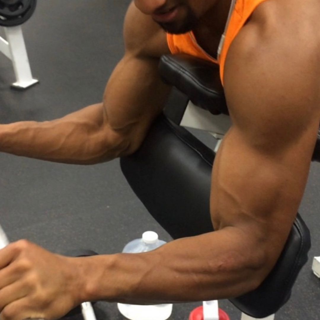 Hi there! I want to make my arms look good at the front. Is this muscle the  biceps or part of the triceps? (More details in comments) :  r/strength_training