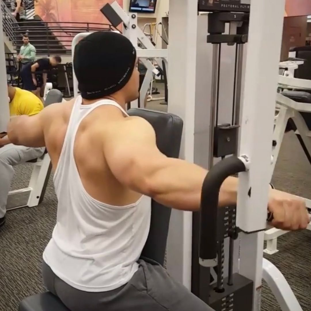What Muscles Does the Pec Fly Machine Work?